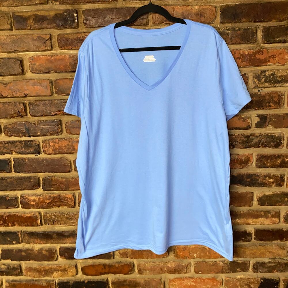 NWOT Fanatics Blue Short Sleeve V-Neck Cotton T-Shirt Tee Women's Size 3XL
